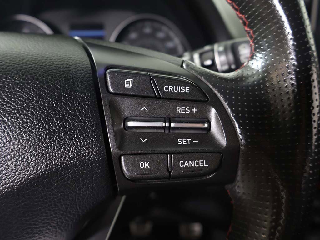 Used 2018 Hyundai Elantra GT Sport image 39