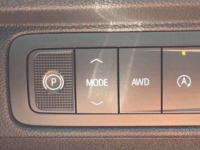 New 2027 Chevrolet Traverse LT w/ Sun and Wheel Package AWD/4WD image 28