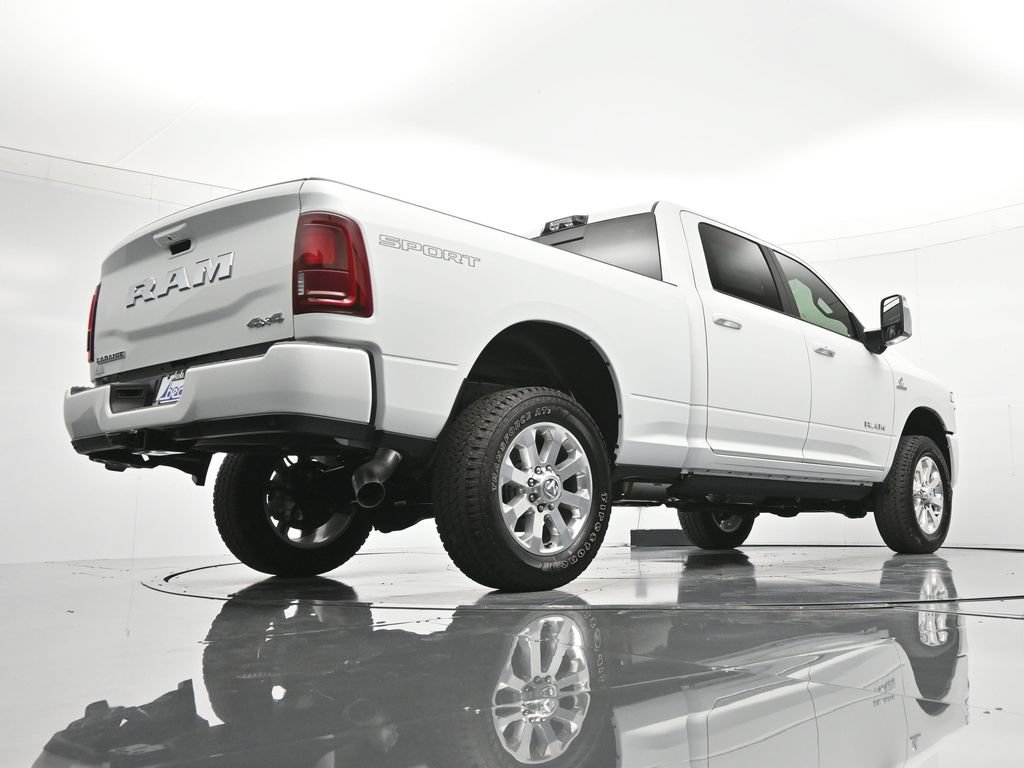 New 2026 RAM 2500 Laramie AWD/4WD image 42