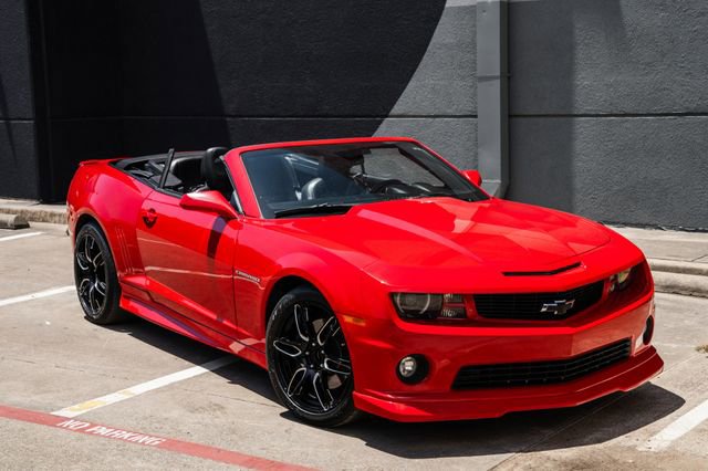 Used 2012 Chevrolet Camaro SS w/ RS Package image 34