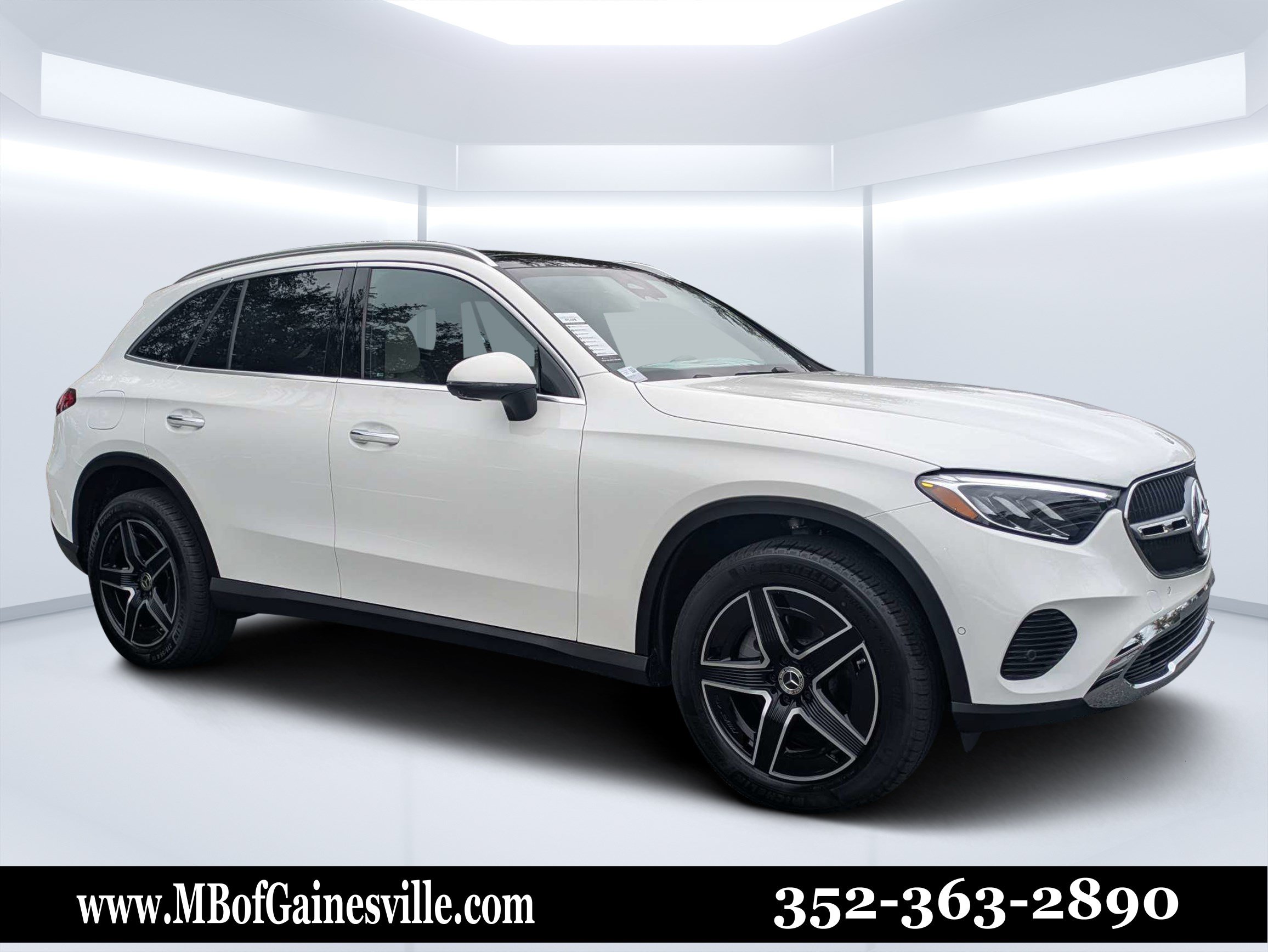 New 2027 Mercedes-Benz GLC 300 image 1