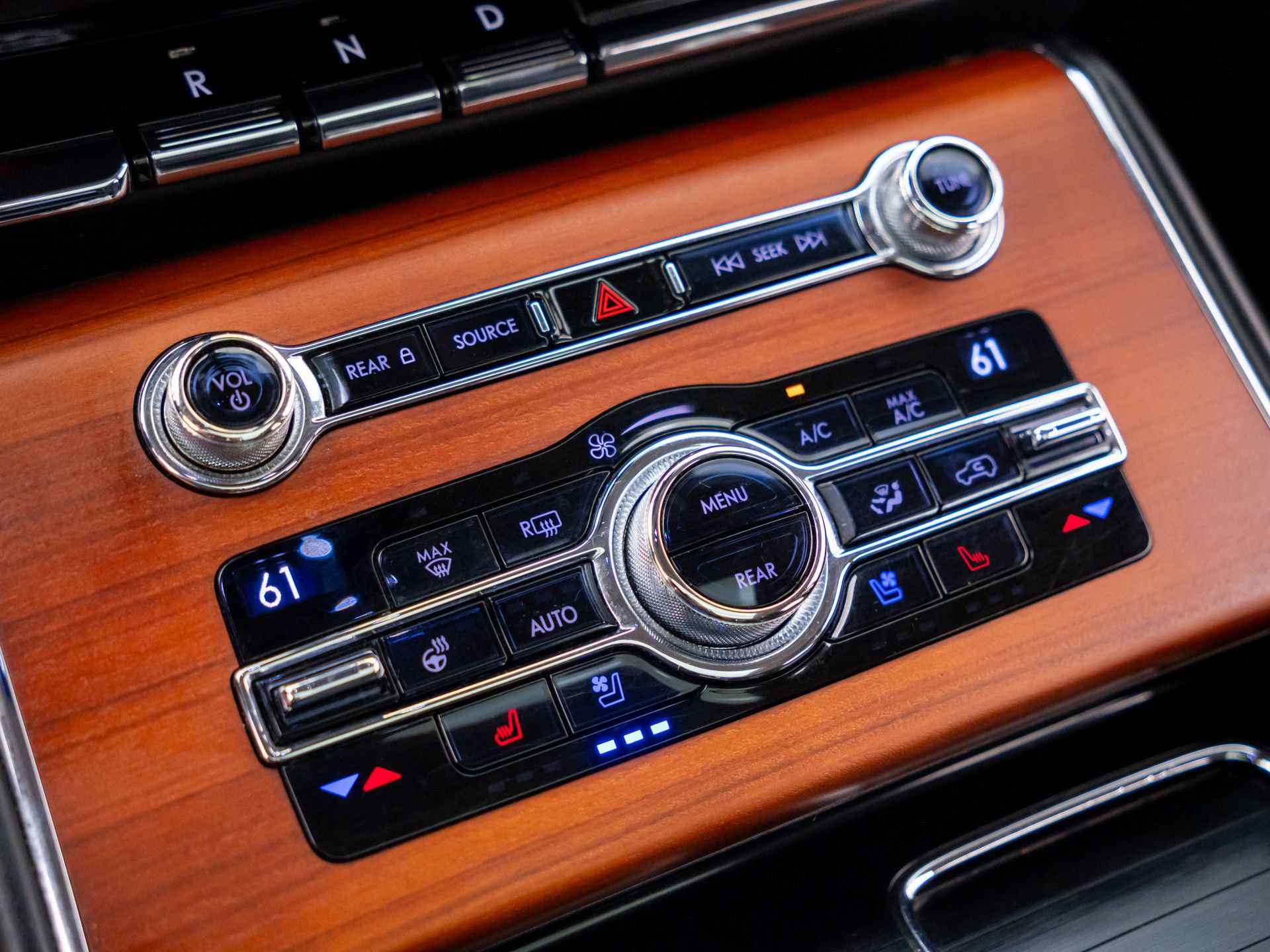Used 2020 Lincoln Aviator Reserve w/ Equipment Group 202A AWD/4WD image 26