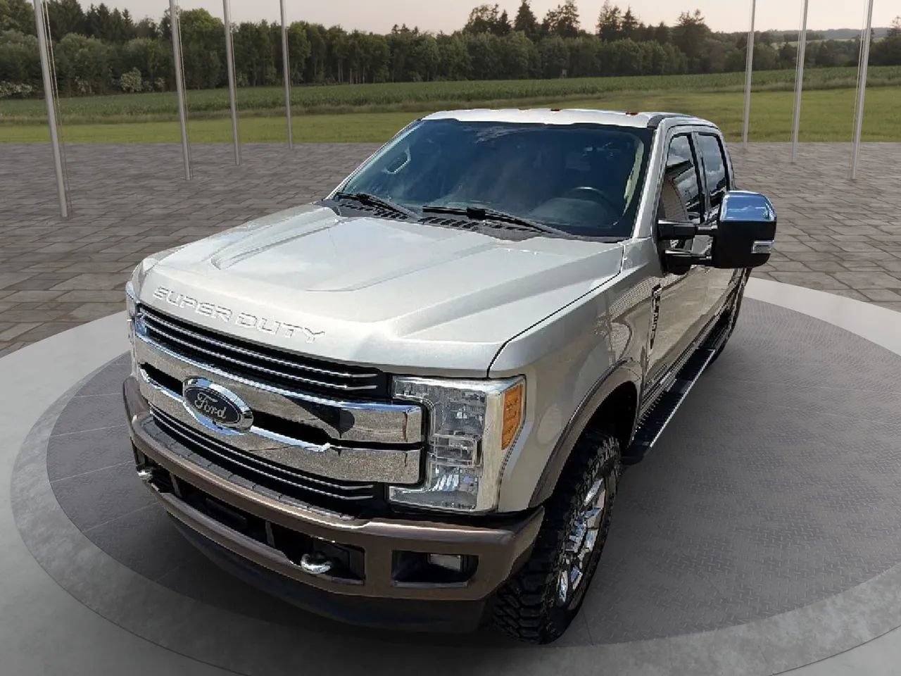 Used 2017 Ford F250 Lariat w/ Lariat Ultimate Package AWD/4WD image 10