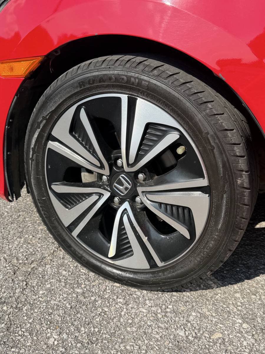 Used 2018 Honda Civic EX-L image 18
