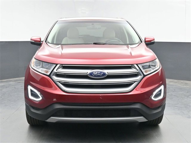 Used 2017 Ford Edge Titanium w/ Technology Package image 3