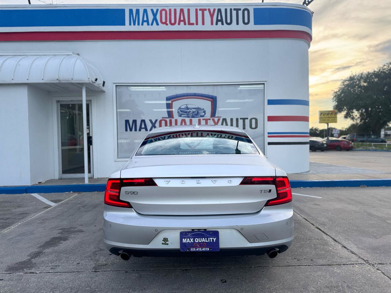 Used 2018 Volvo S90 T5 Momentum w/ Convenience Package AWD/4WD image 30