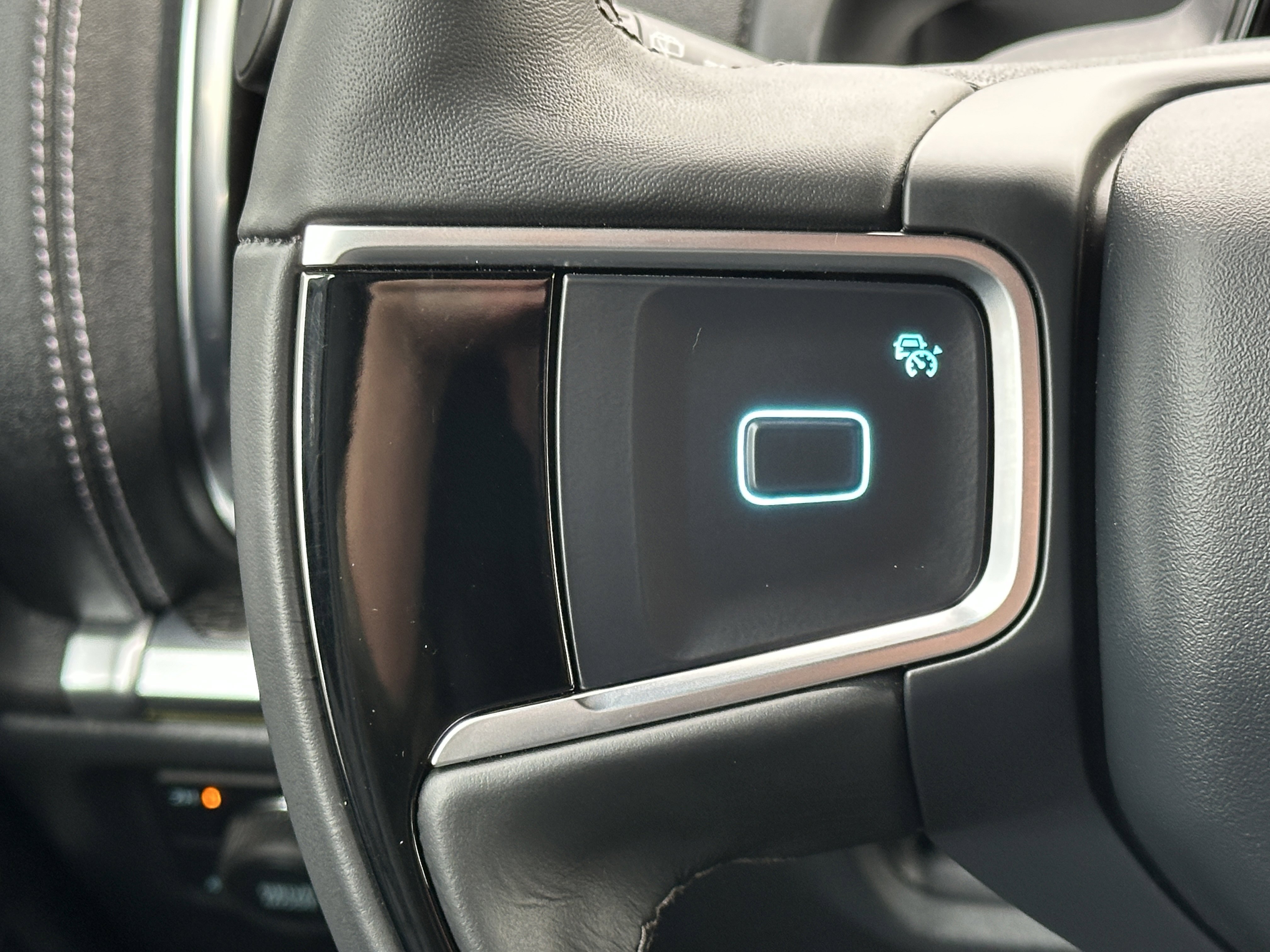 Used 2025 Ford Expedition Platinum w/ Stealth Appearance Package AWD/4WD image 56