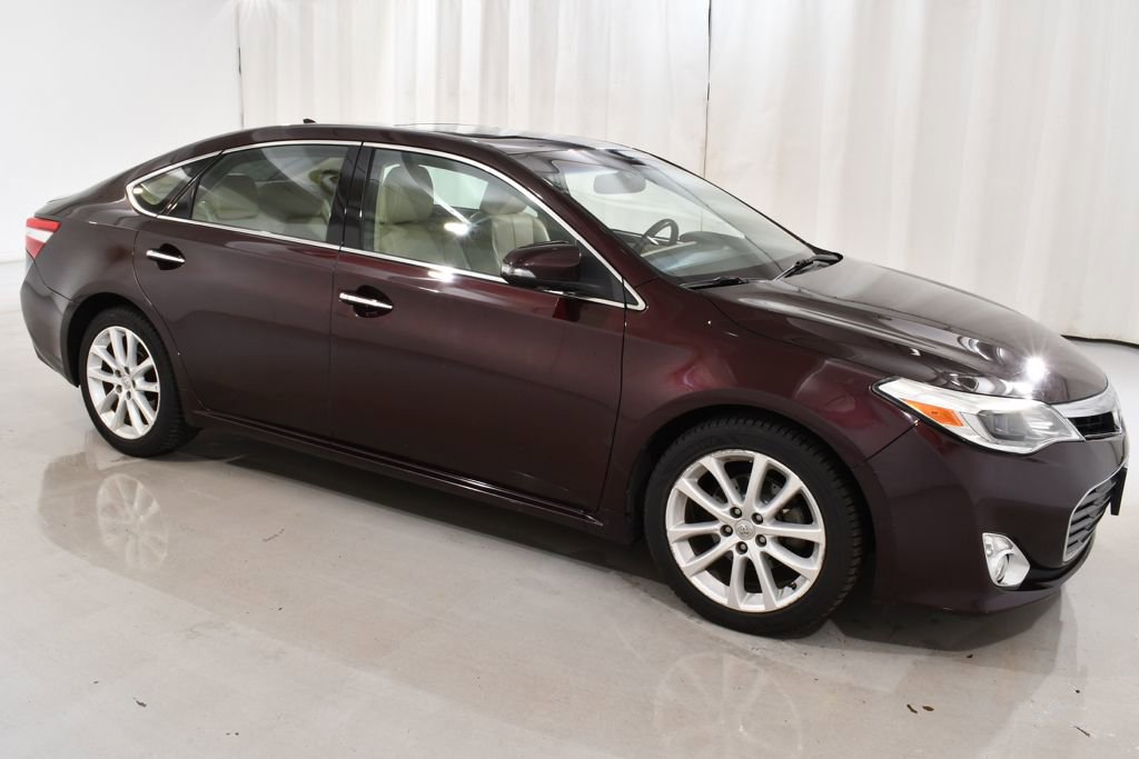Used 2013 Toyota Avalon Limited image 5
