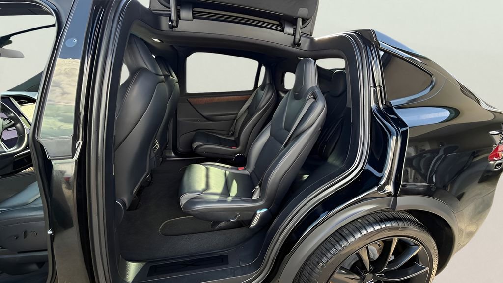 Used 2020 Tesla Model X Long Range image 68