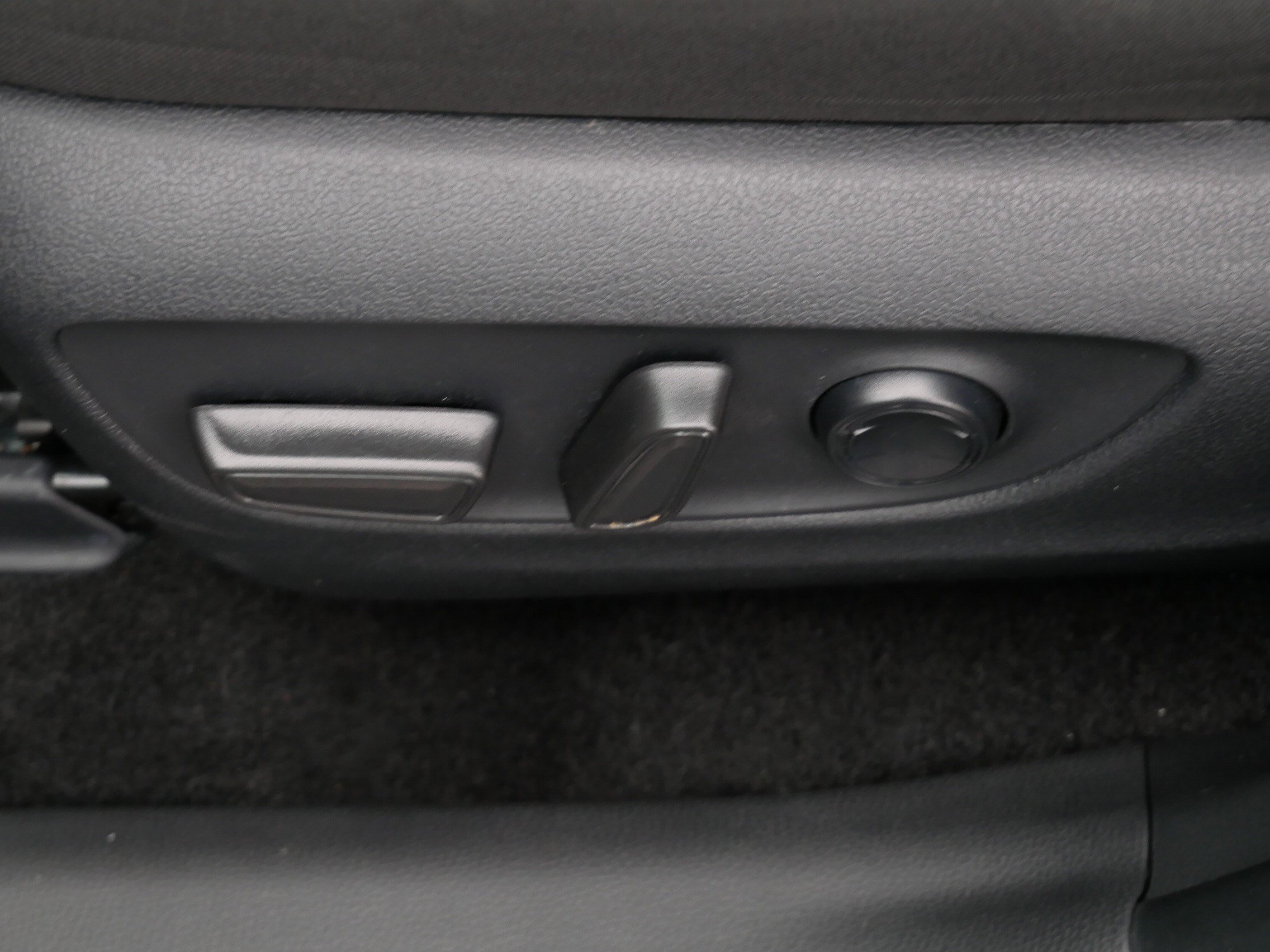 Certified 2025 Toyota RAV4 XLE image 20