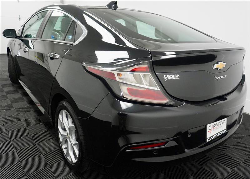 Used 2017 Chevrolet Volt Premier w/ Driver Confidence II Package FWD image 6