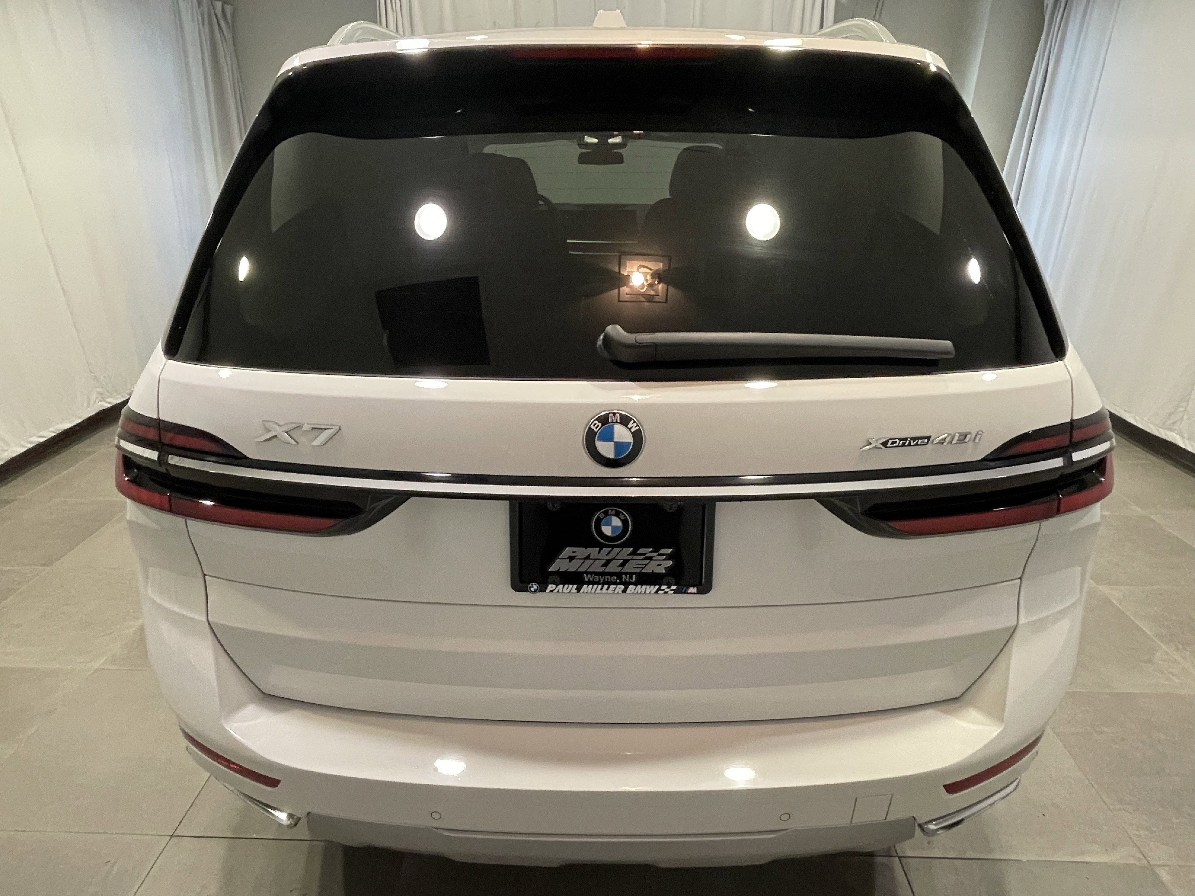 Certified 2024 BMW X7 xDrive40i w/ Premium Package AWD/4WD image 5