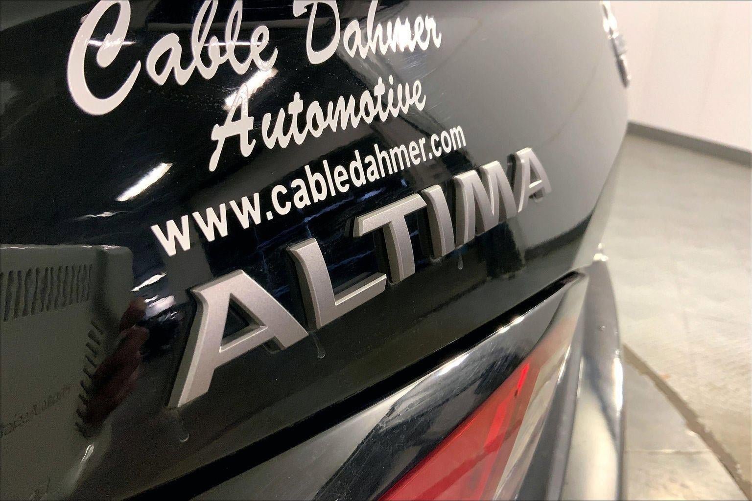 Used 2025 Nissan Altima 2.5 SV image 8