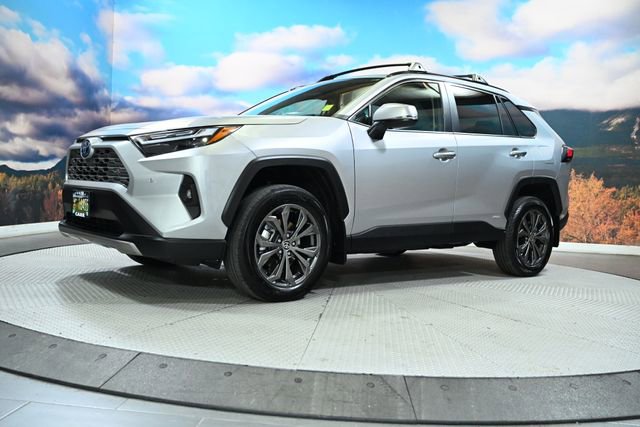 Used 2024 Toyota RAV4 Limited AWD/4WD image 4