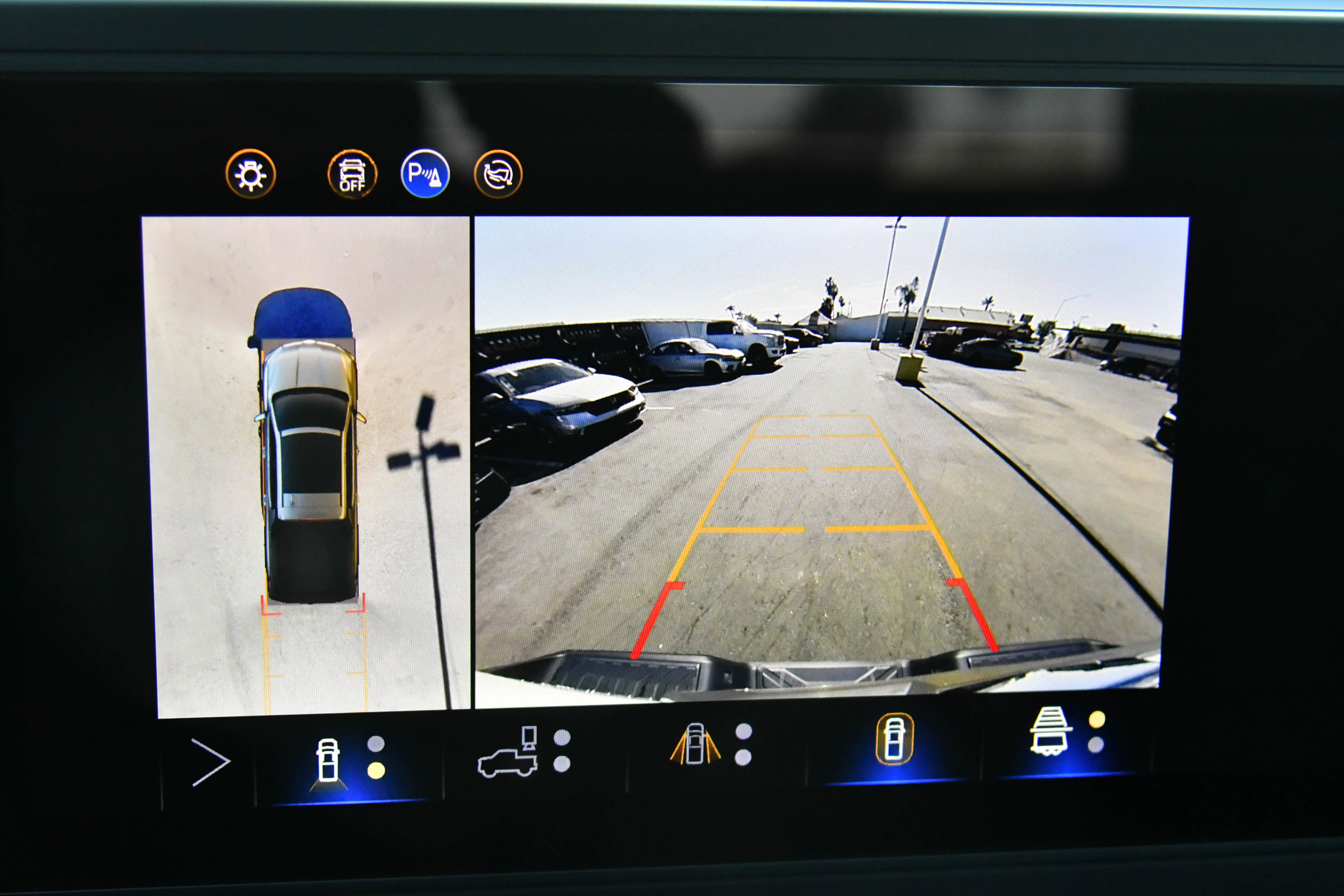 Used 2024 Chevrolet Silverado EV W/T image 17