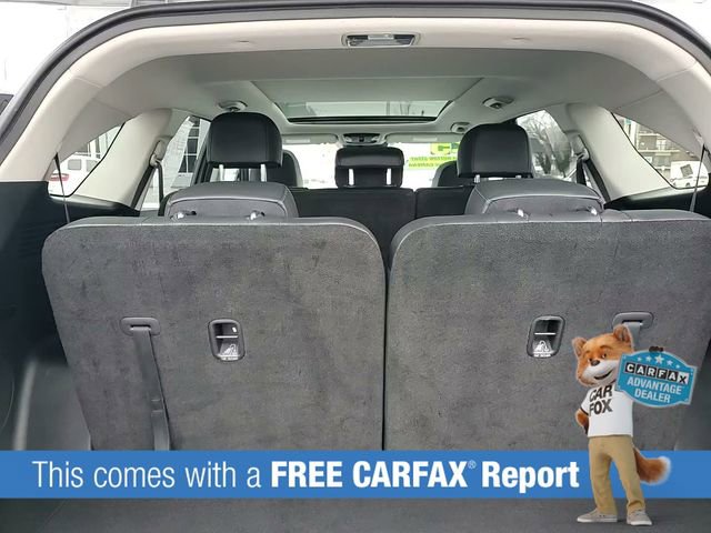 Used 2025 Kia Sorento S w/ Panoramic Sunroof Package image 2