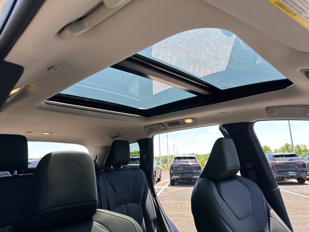 Used 2027 INFINITI QX60 Luxe w/ Cargo Package AWD/4WD image 19