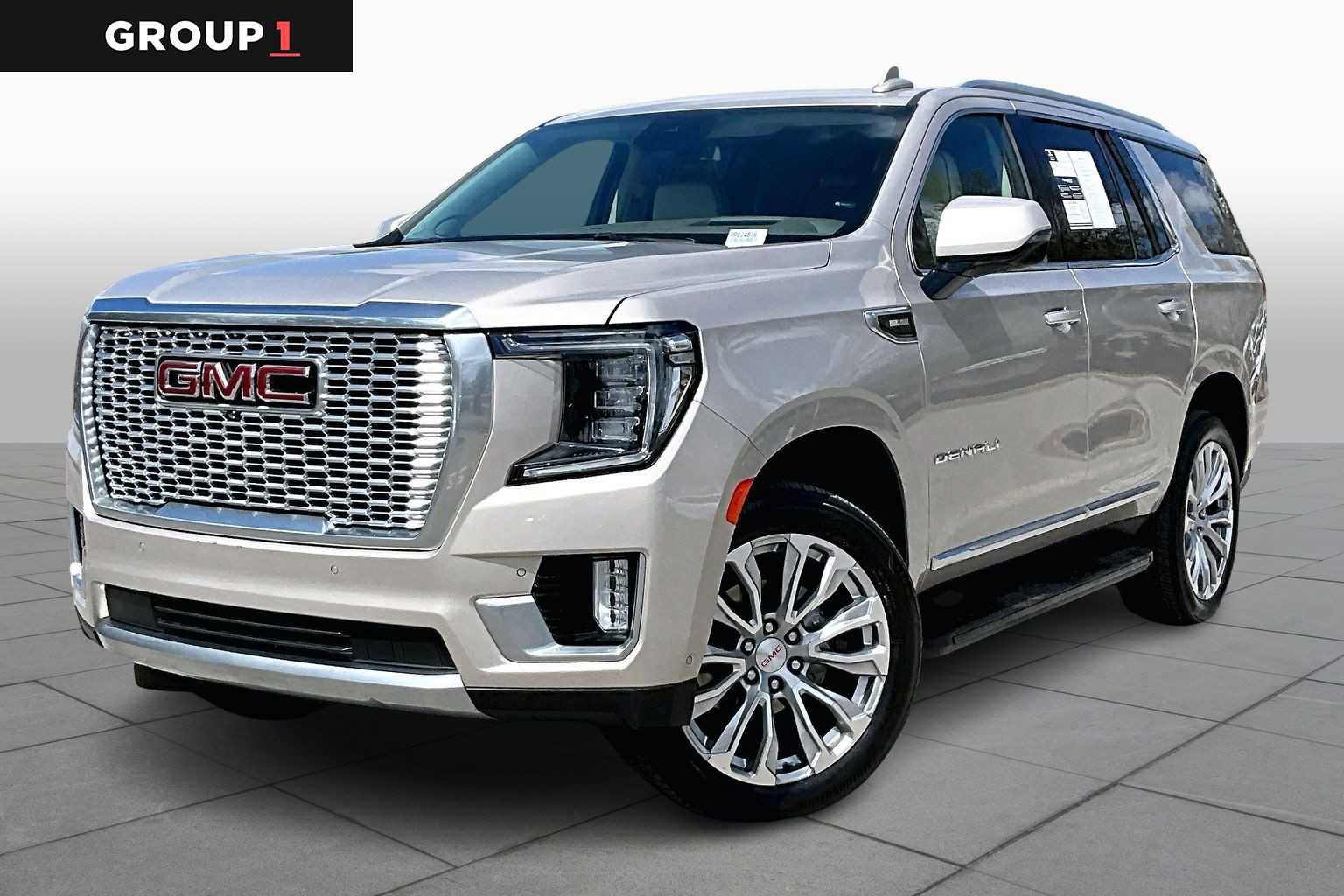 Used 2024 GMC Yukon Denali w/ Advanced Technology Package image 1