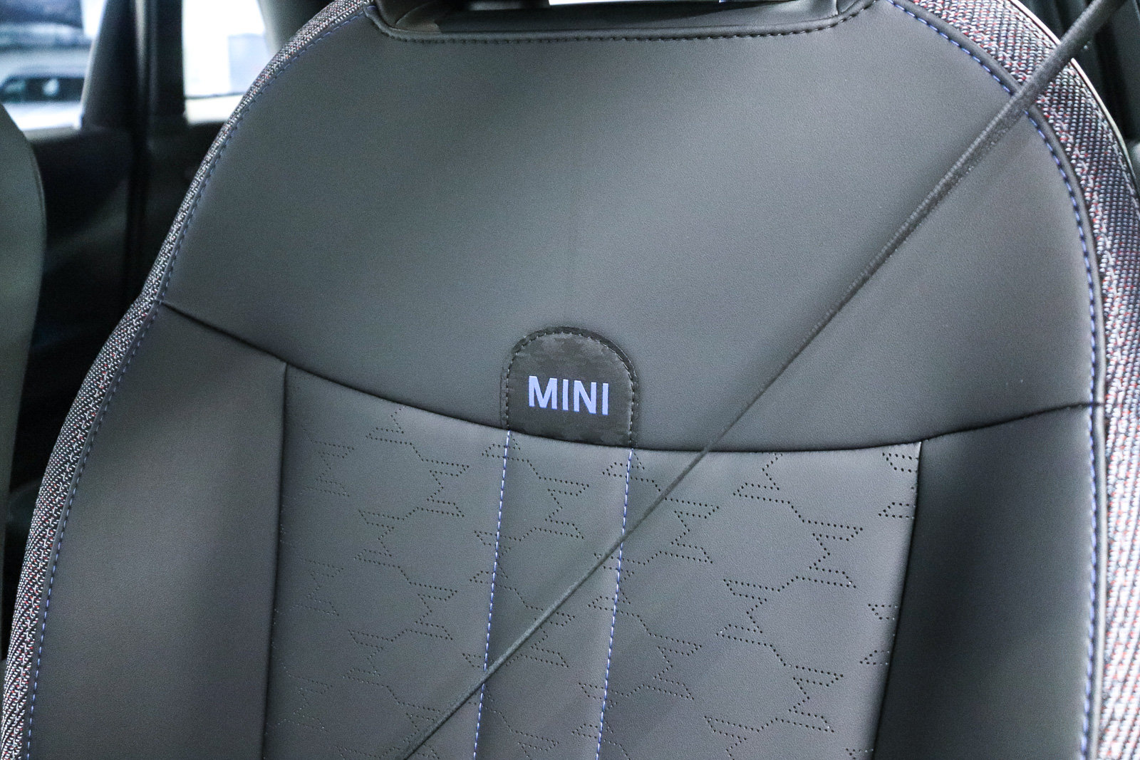 Used 2026 MINI Cooper S FWD image 23
