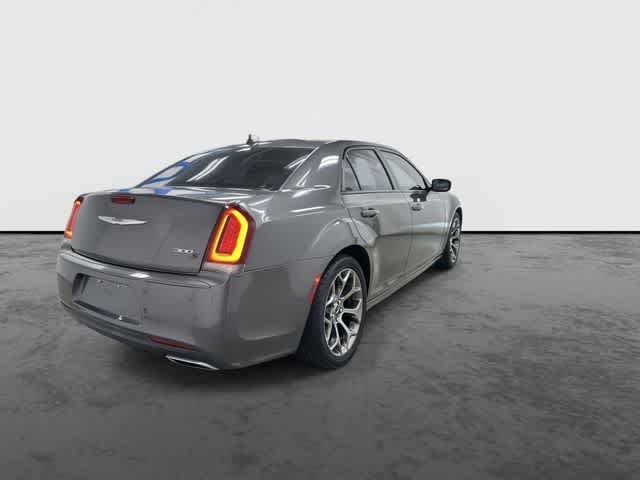 Used 2018 Chrysler 300 S w/ 300S Premium Group image 3