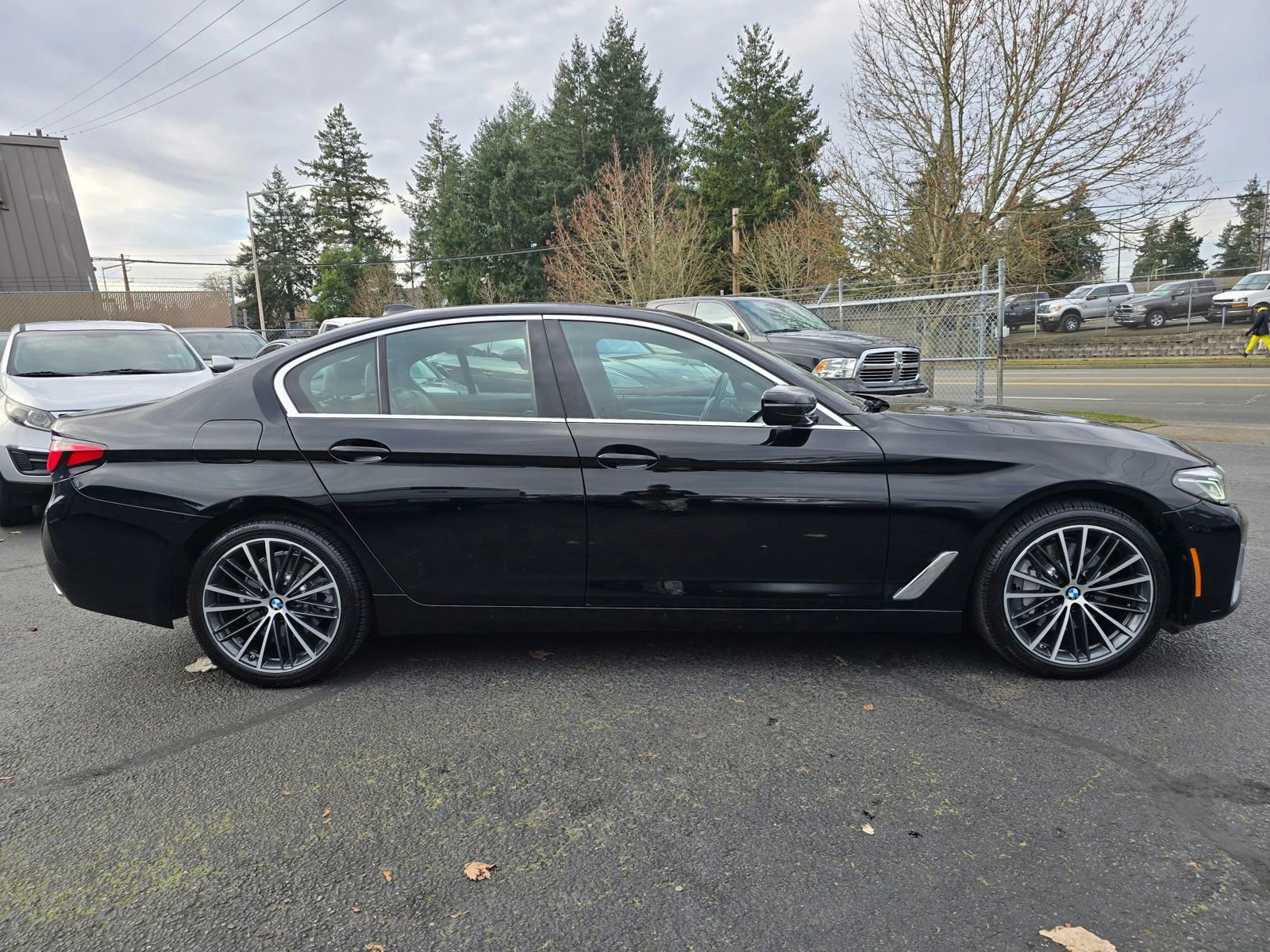 Used 2021 BMW 530i xDrive image 6