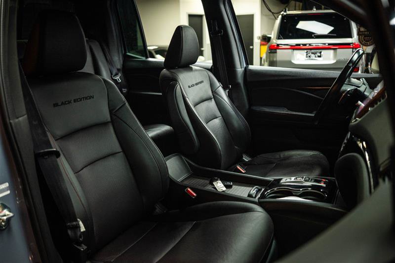 Used 2023 Honda Ridgeline Black Edition image 14