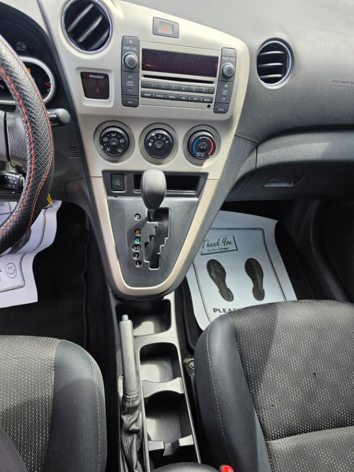 Used 2009 Pontiac Vibe w/ Preferred Package FWD image 20