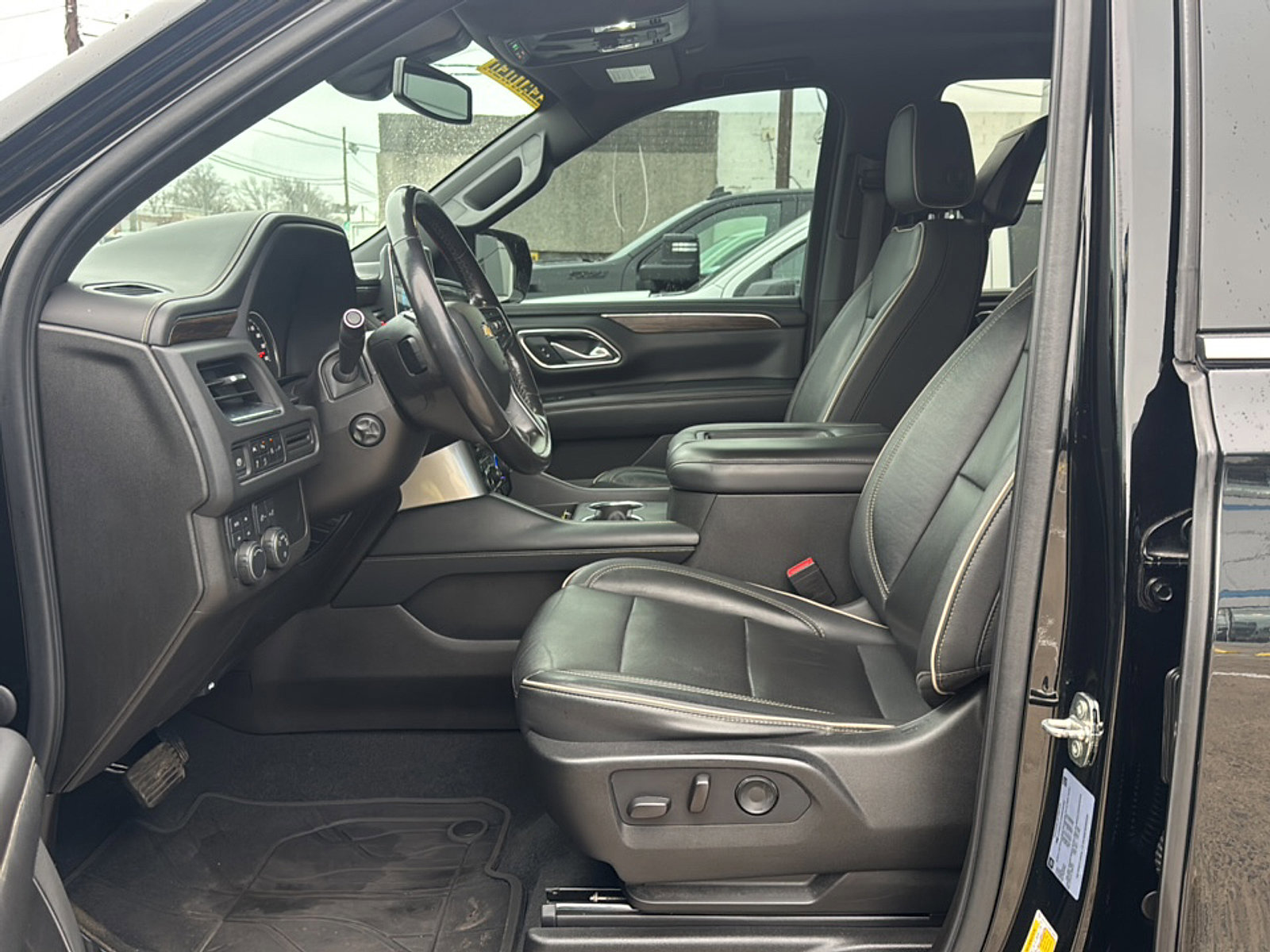 Used 2021 Chevrolet Tahoe Premier image 12