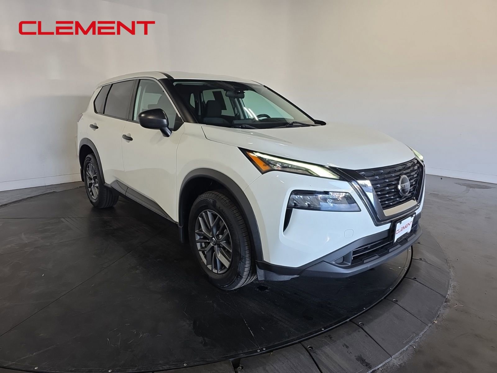 Used 2021 Nissan Rogue S image 4
