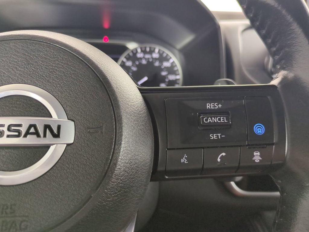 Used 2021 Nissan Rogue SL FWD image 35