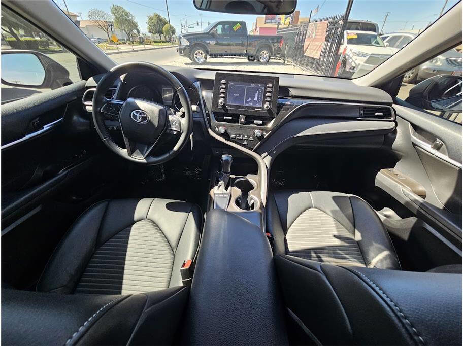 Used 2023 Toyota Camry SE image 24