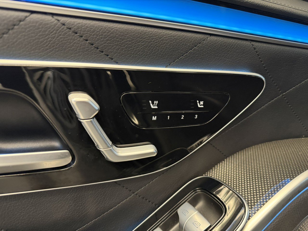 Used 2022 Mercedes-Benz S 580 4MATIC Sedan image 36