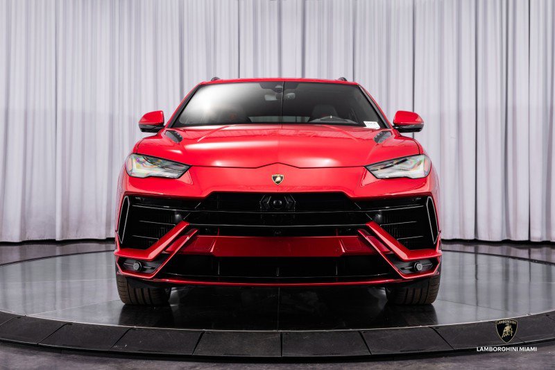 Used 2024 Lamborghini Urus S image 5