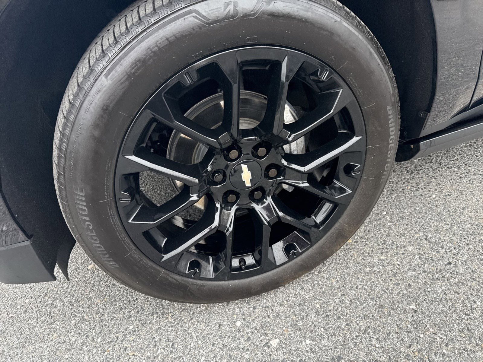 Used 2024 Chevrolet Tahoe High Country w/ Advanced Technology Package image 11