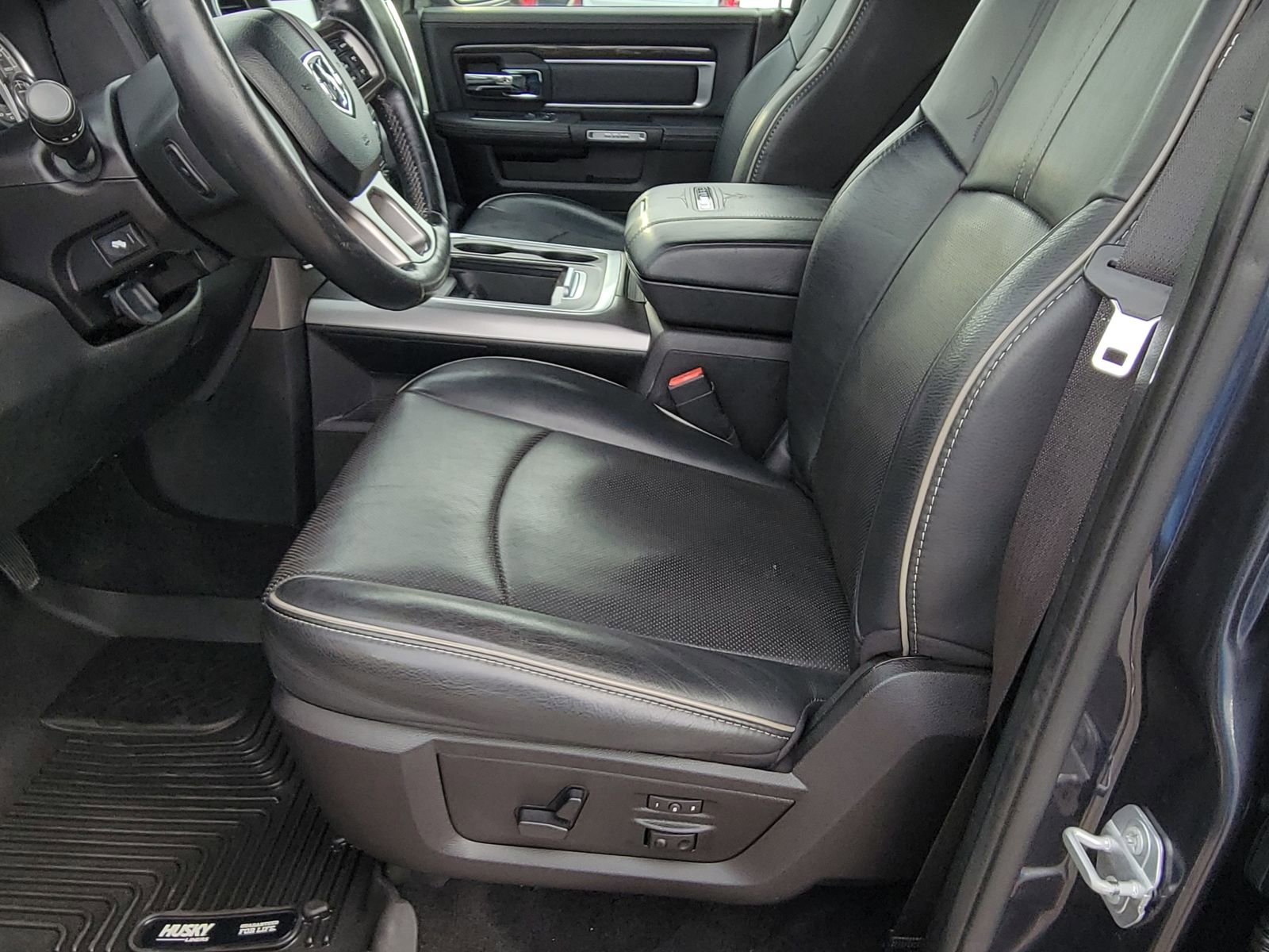 Used 2016 RAM 1500 Limited image 6