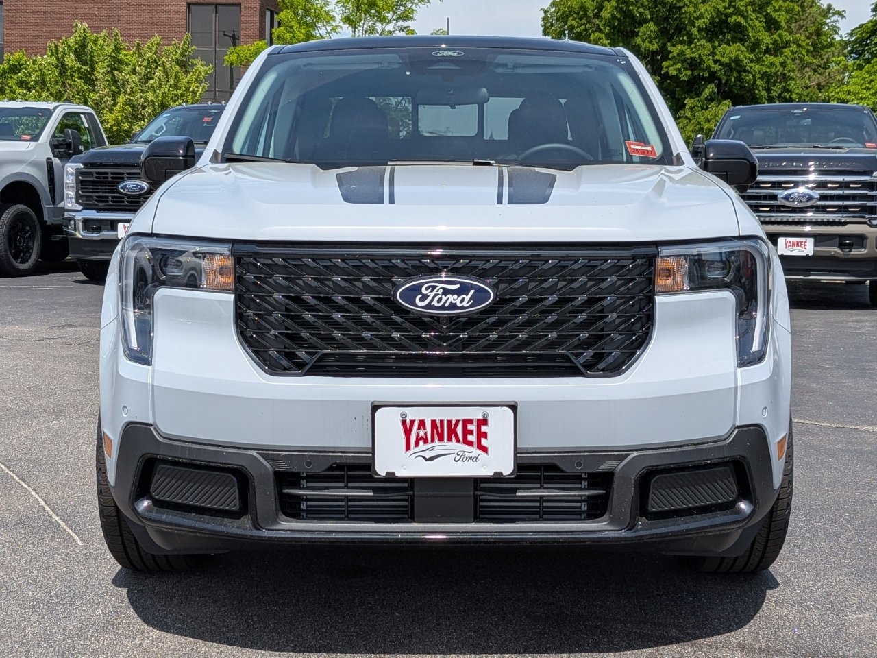 New 2026 Ford Maverick Lariat w/ Black Appearance Package AWD/4WD image 9