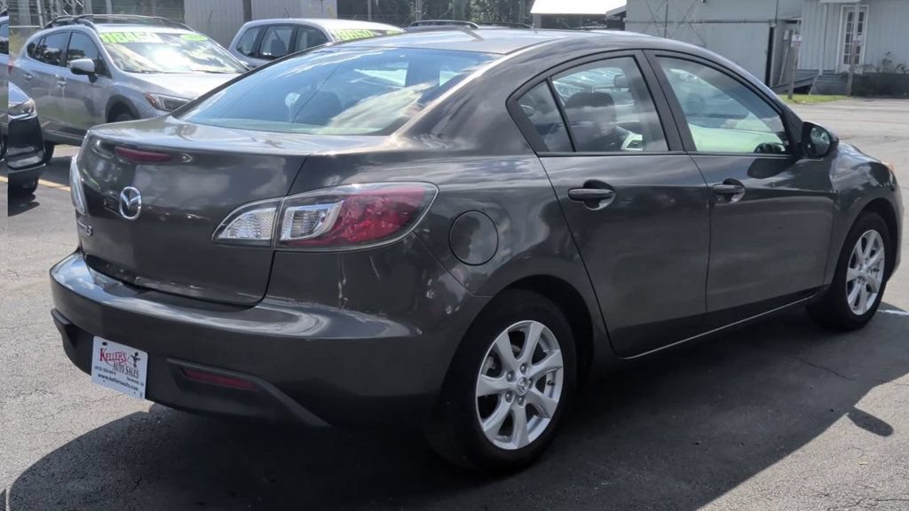 Used 2011 MAZDA MAZDA3 i Touring FWD image 8