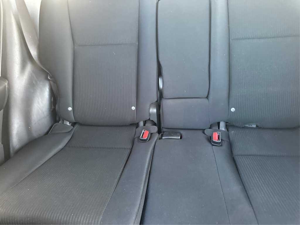Used 2016 Toyota RAV4 LE AWD/4WD image 24