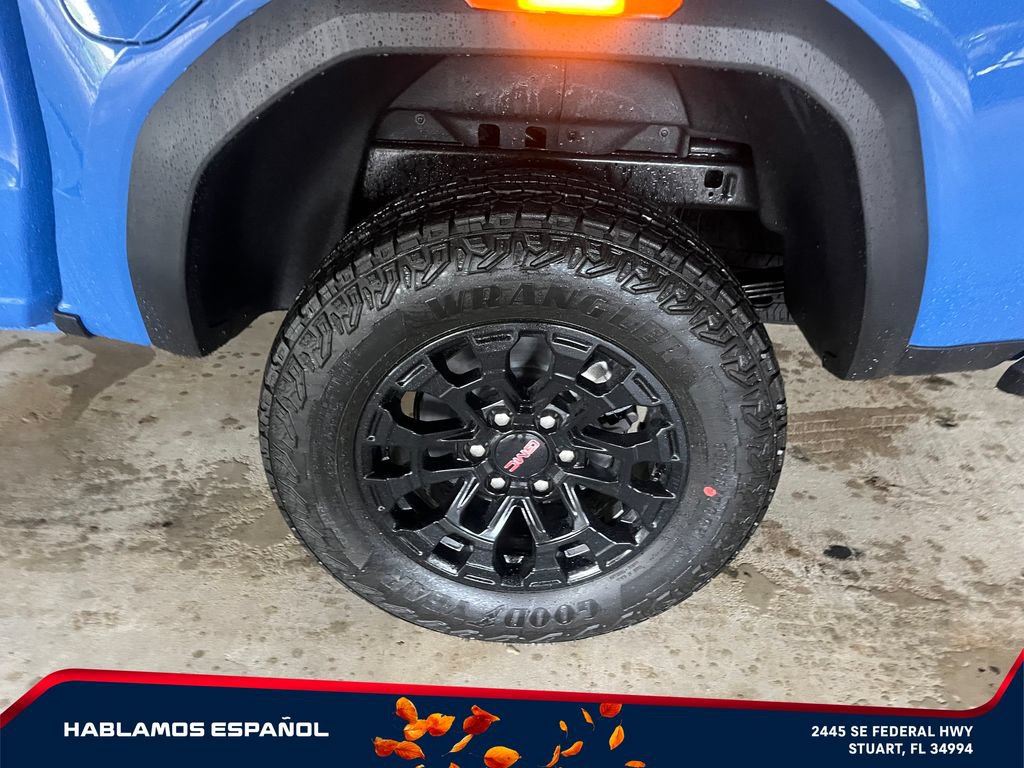 New 2026 GMC Canyon Elevation RWD image 9