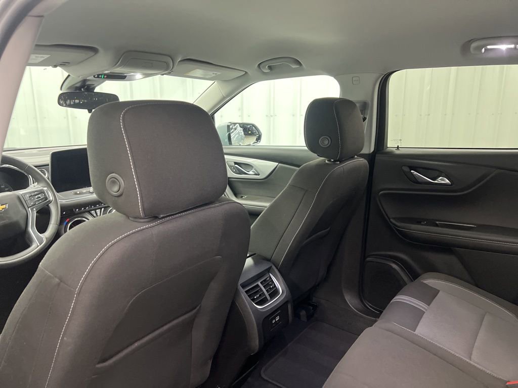 Used 2025 Chevrolet Blazer LT image 13