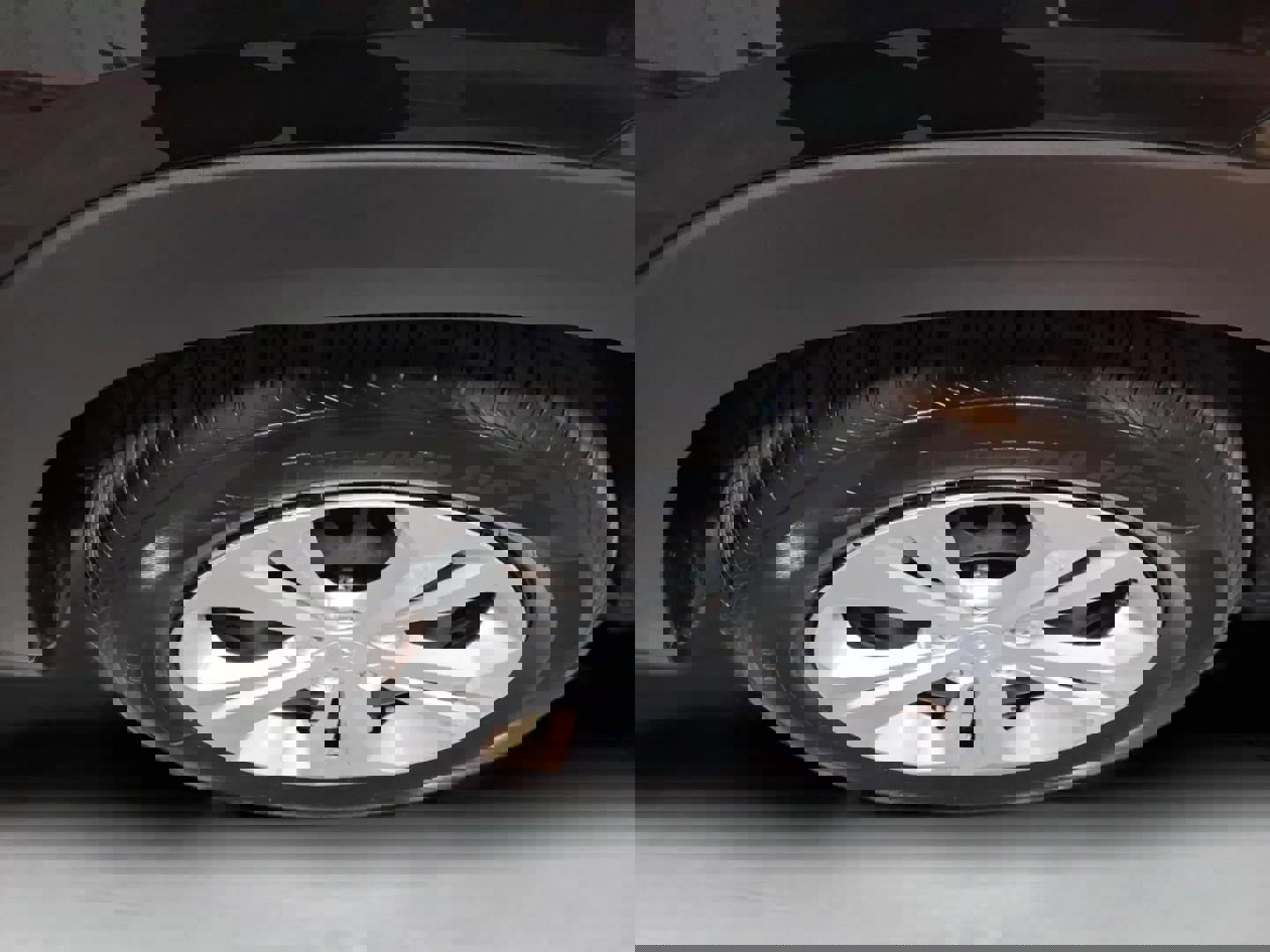 Used 2024 Chevrolet Trax LS w/ Driver Confidence Package image 19