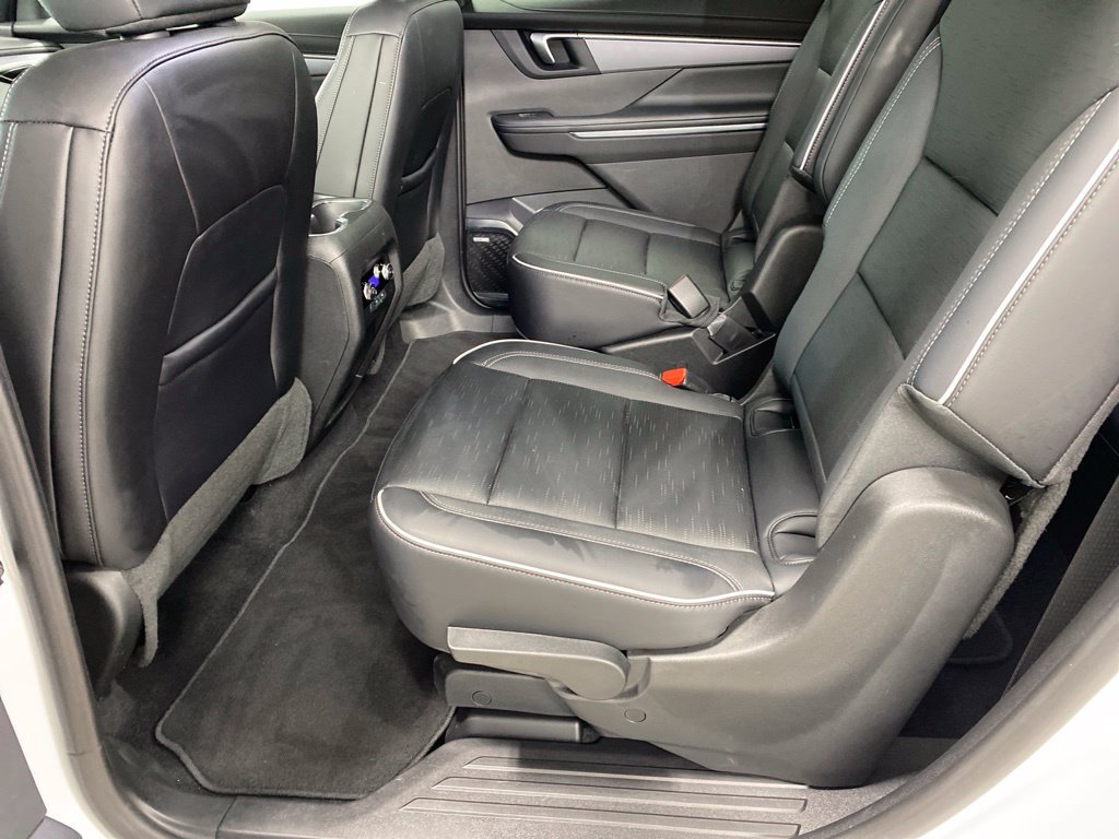 Certified 2026 Buick Enclave Sport Touring AWD/4WD image 27