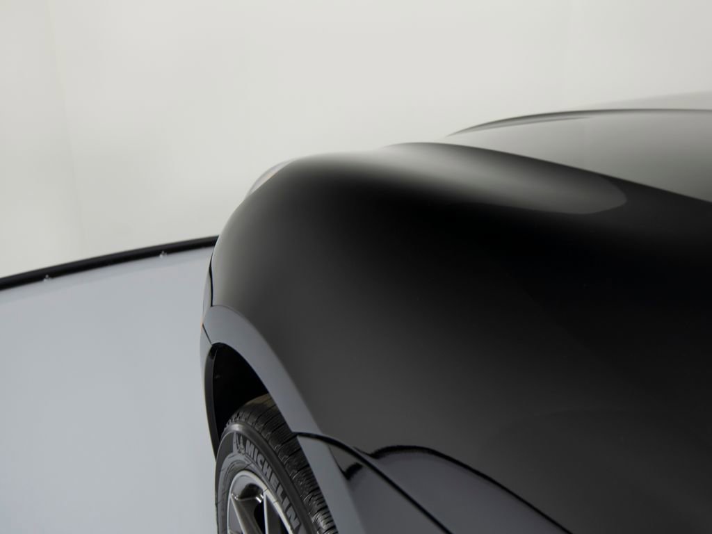 Certified 2025 Porsche Macan image 37