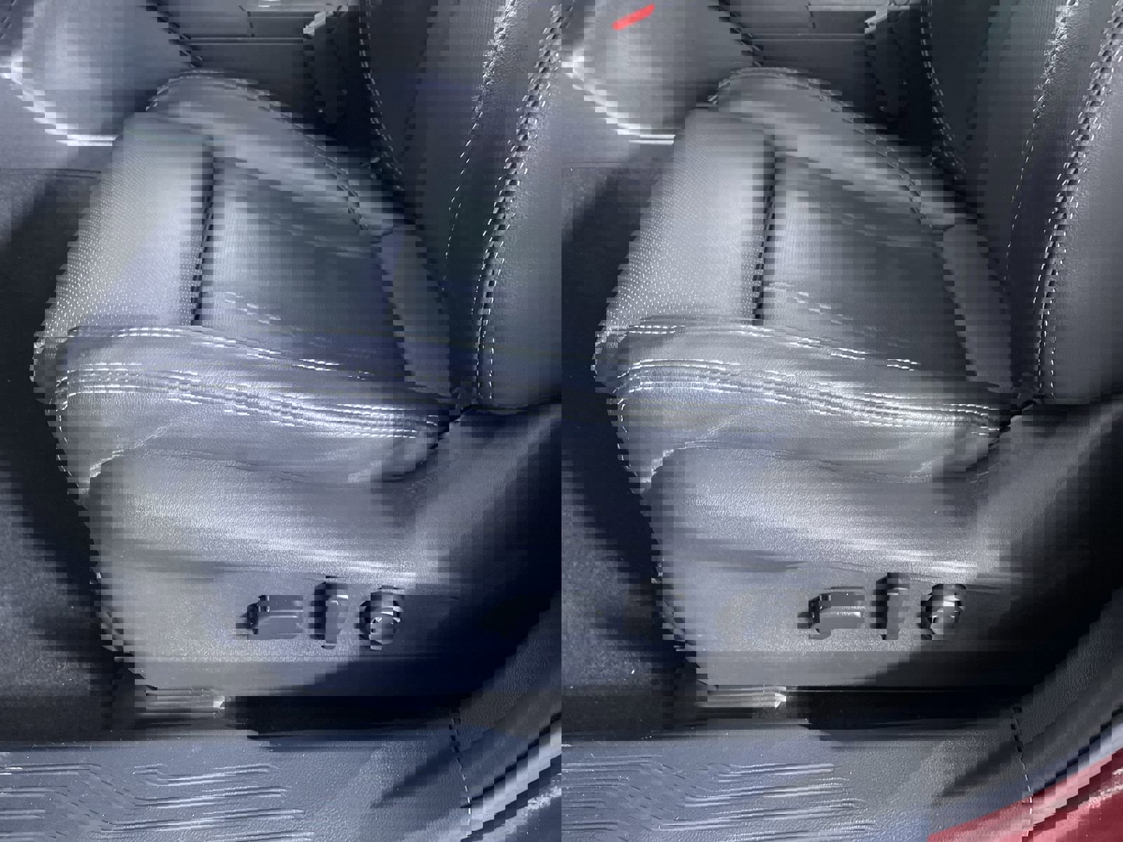 Used 2022 Subaru Outback Limited AWD/4WD image 13