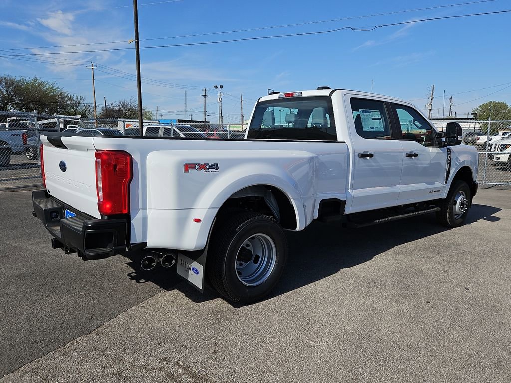 New 2026 Ford F350 XL w/ FX4 Off-Road Package image 13