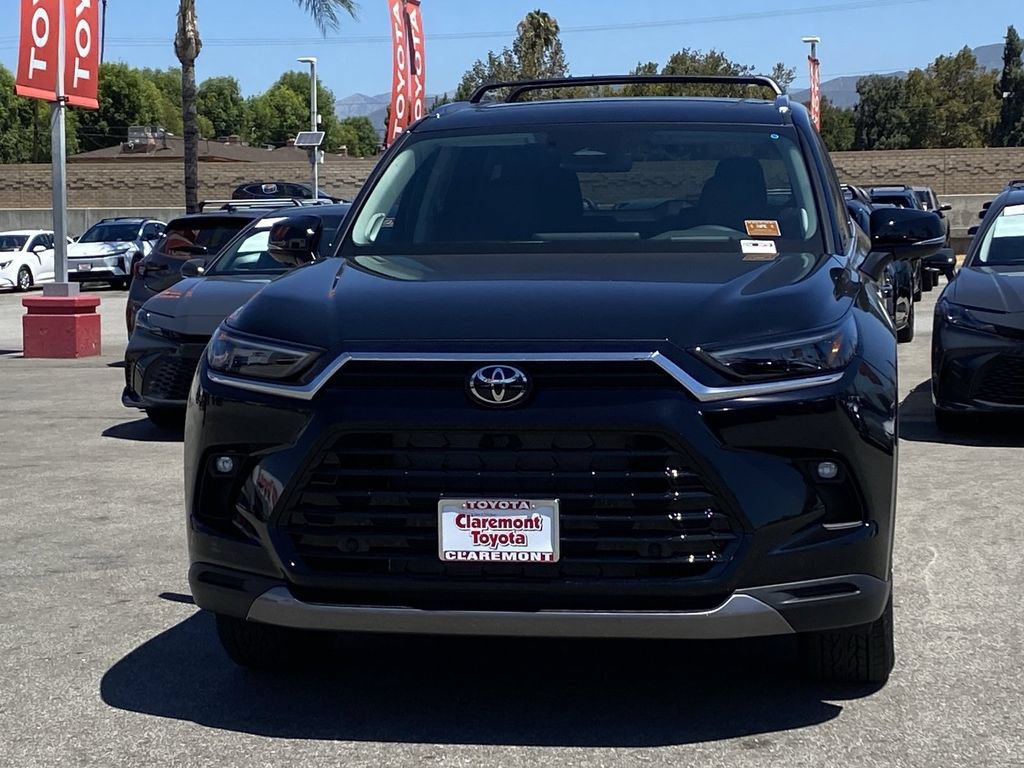 Used 2026 Toyota Grand Highlander AWD image 38