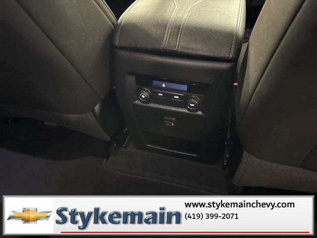 Used 2023 Chevrolet Traverse LT image 22