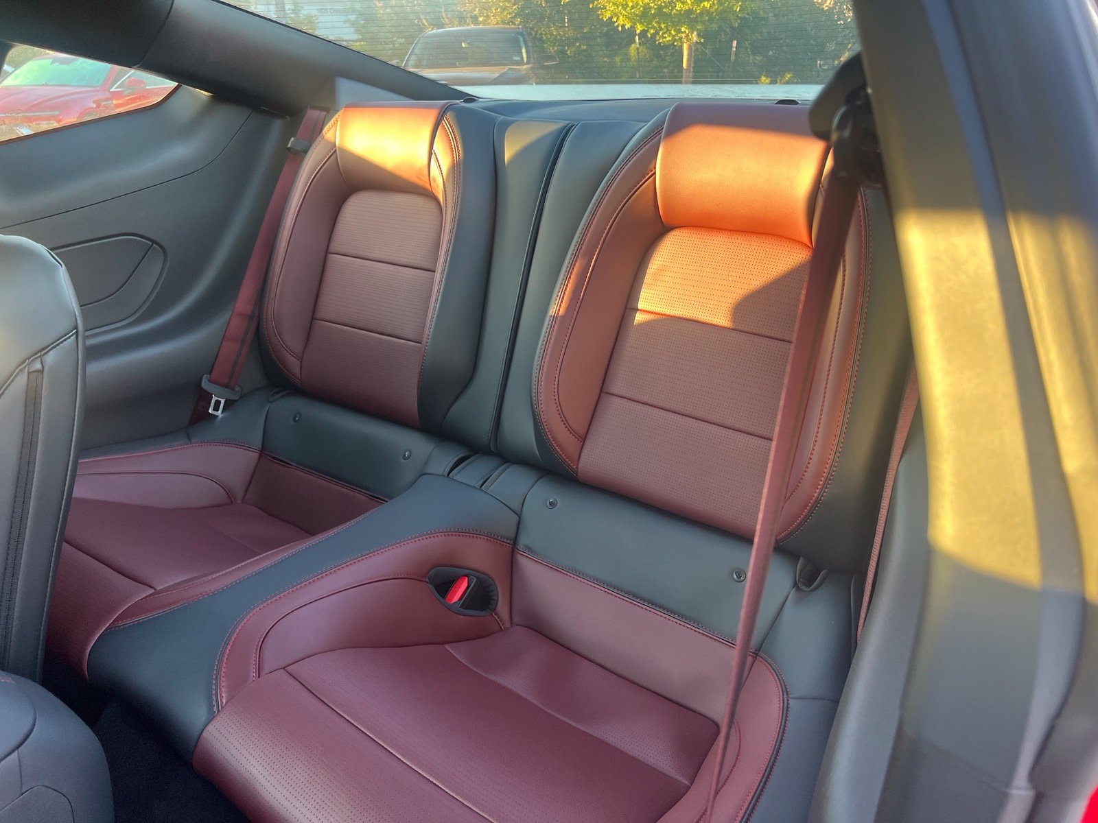 Used 2025 Ford Mustang GT Premium RWD image 18