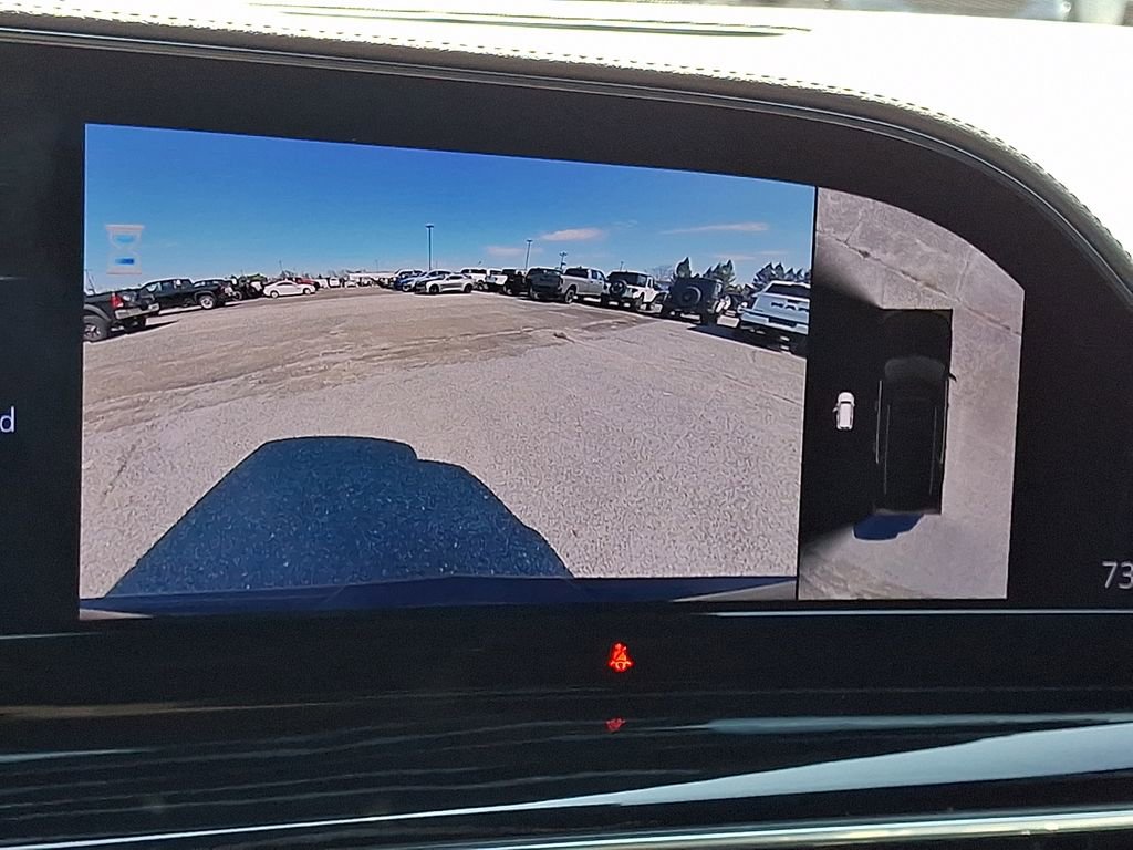 Used 2023 Cadillac Escalade ESV Sport AWD/4WD image 25