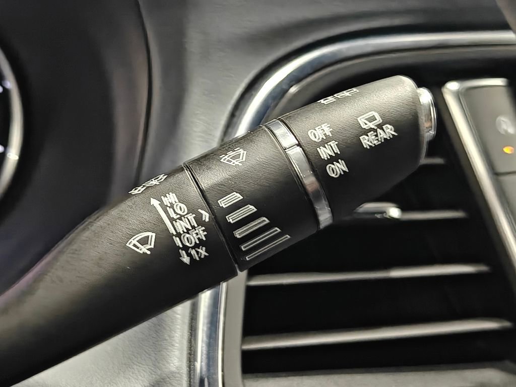 Used 2024 Buick Enclave Premium image 63